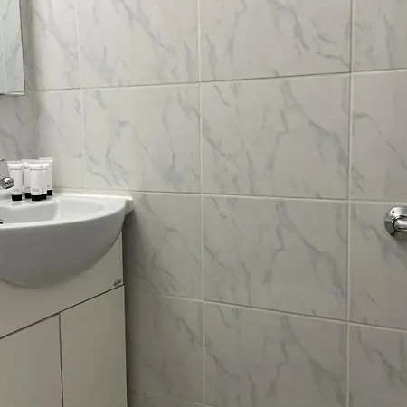 Apartment Alfa *